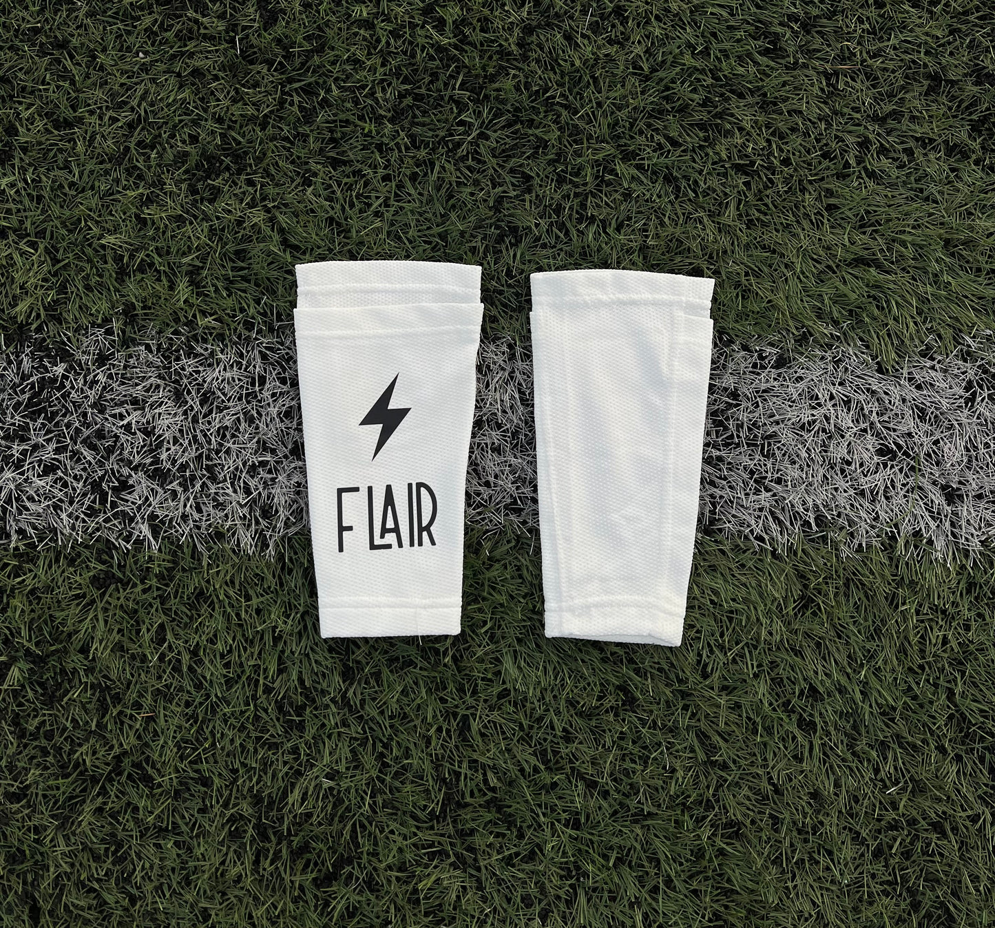 Flair - benskinneholder hvid